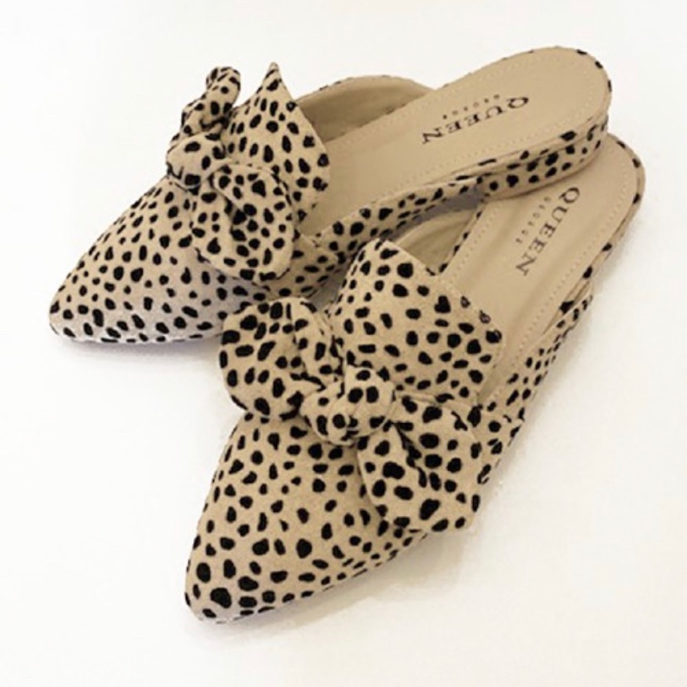 Leopard-Print Pointed-Toe Bow Mules